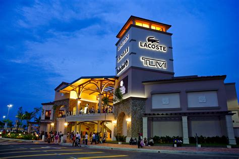 johor premium outlet mall.